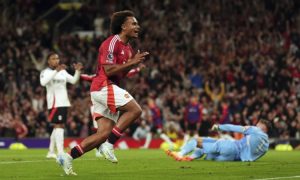 Zirzkee Bawa MU Taklukkan Fulham di Laga Perdana Liga Inggris 2024/2025