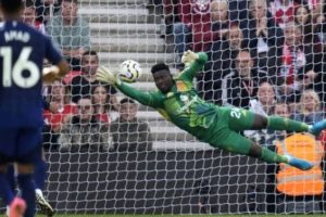 Tak Neko-neko, Onana Berhasil Tepis Penalti Southampton