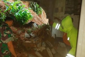 Hujan Lebat Picu Longsor di Kecamatan Munjungan