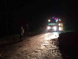 Longsor Sempat Menutup Akses Jalan Kampak-Munjungan