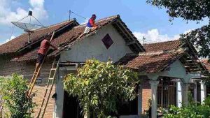 Satu Warga Desa Kayen Mengungsi Usai 24 Rumah Rusak Diterpa Puting Beliung