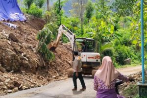 Tips Mitigasi Bencana Tanah Longsor