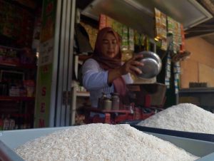 Harga Bahan Pokok di Trenggalek Stabil Jelang Ramadhan Meski Gabah Alami Kenaikan