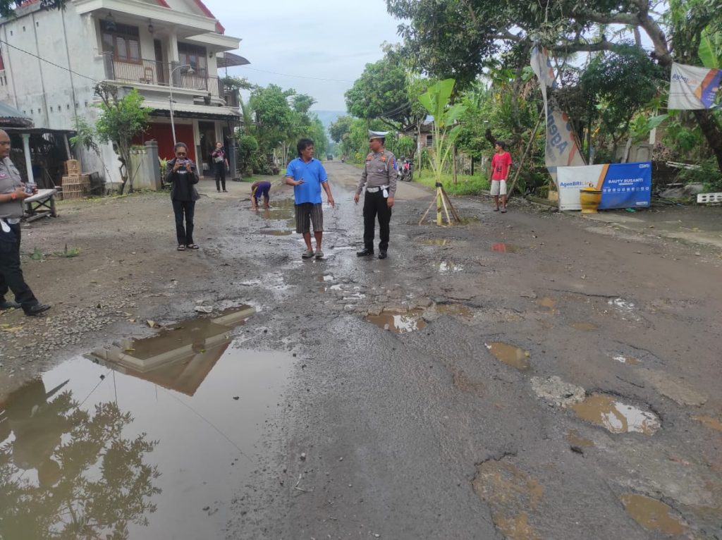 Jalan Rusak Desa Wonoanti Bakal Segera Ditambal PUPR Trenggalek