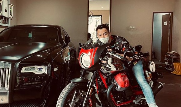 koleksi mobil mewah raffi ahmad