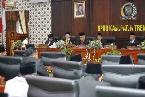 DPRD Trenggalek Bahas Efisiensi Anggaran Sebesar Rp 60 Miliar dalam Rapat Paripurna