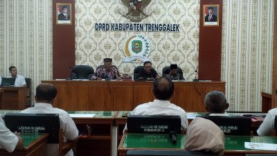DPRD Trenggalek Bahas Polemik SHM Pantai Konang