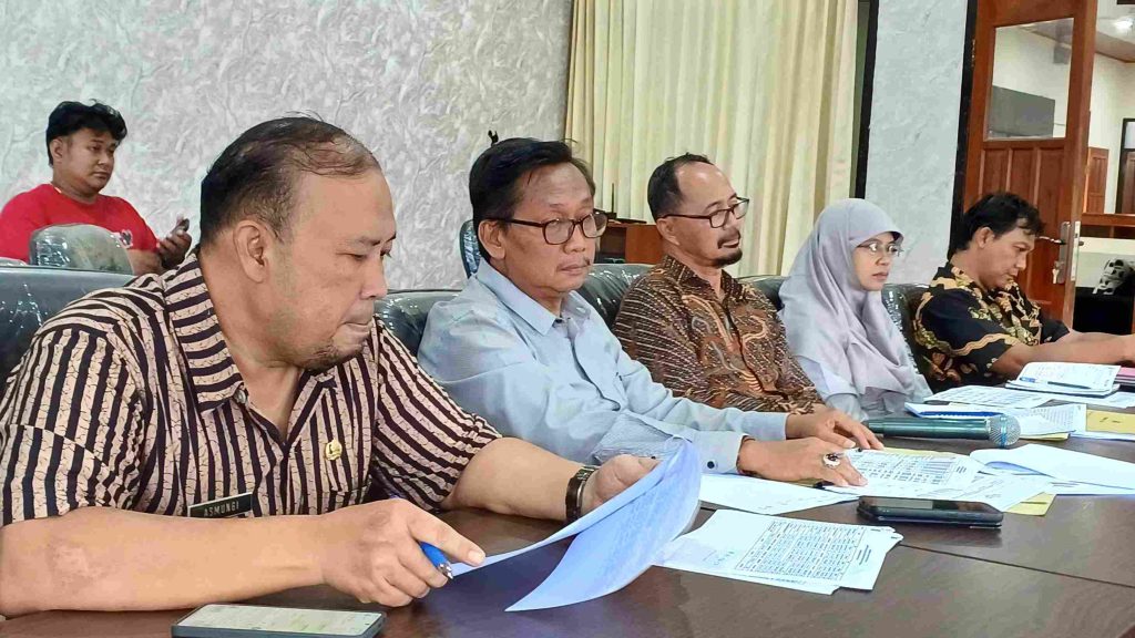 DPRD Trenggalek Kritik Keras PAD 2024 yang Tak Capai Target