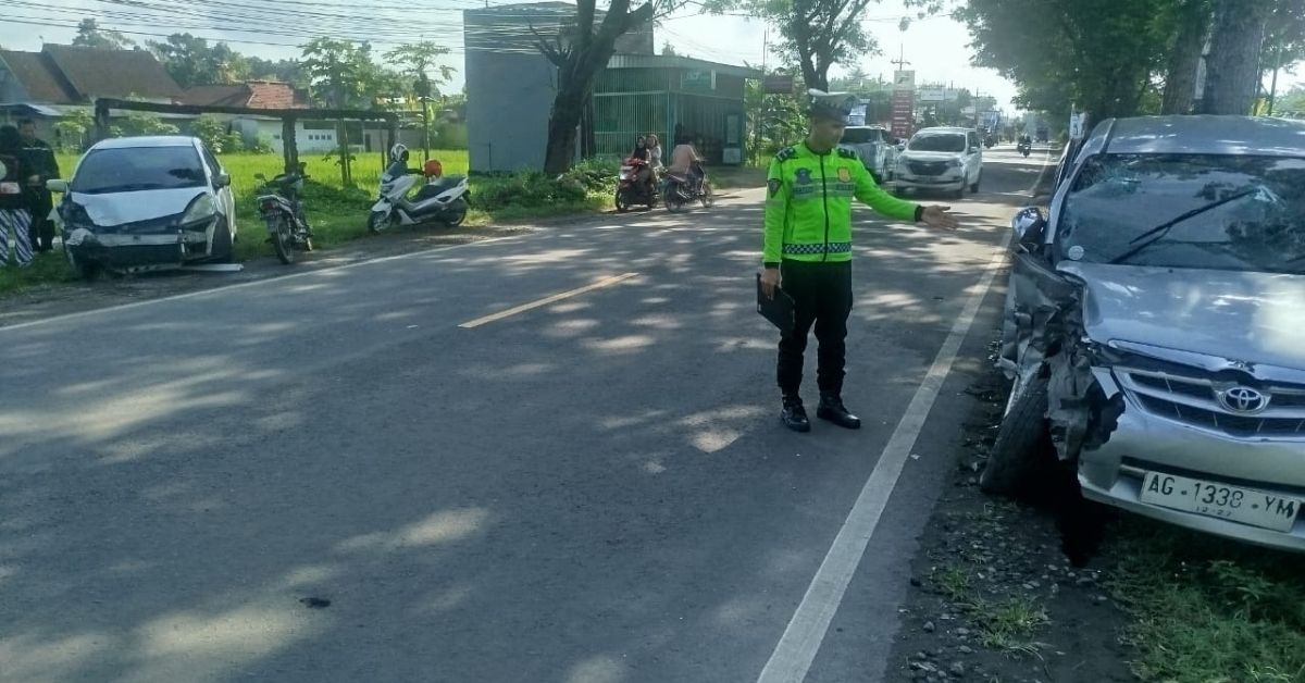 Dua Kendaraan Terlibat Kecelakaan di Durenan Trenggalek