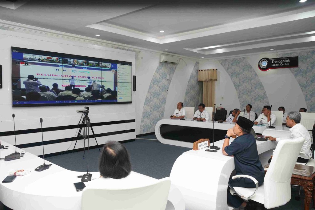 Ketua DPRD Trenggalek  Komitmen Cegah Korupsi Lewat IPKD 2025