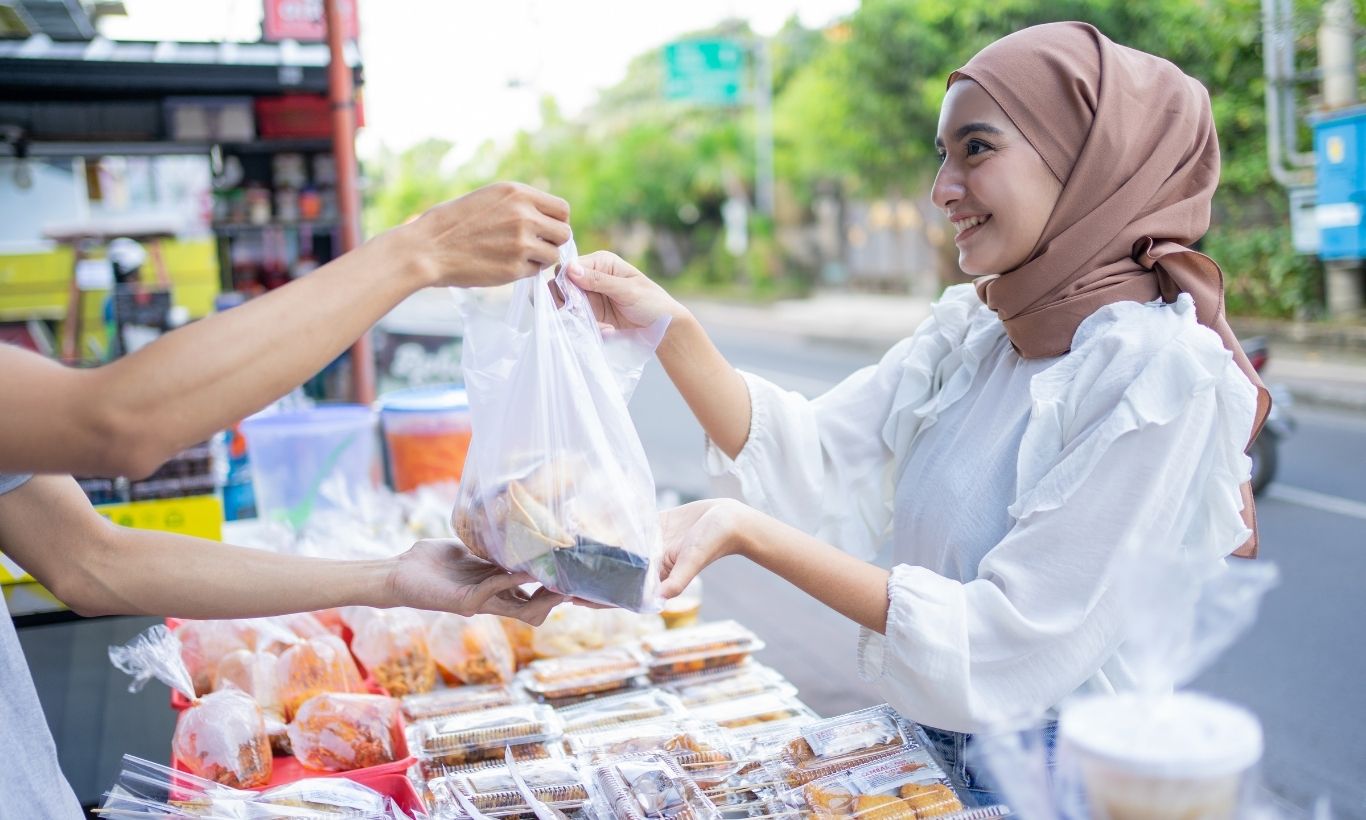 Mengungkap Fakta dan Sejarah Takjil di Indonesia
