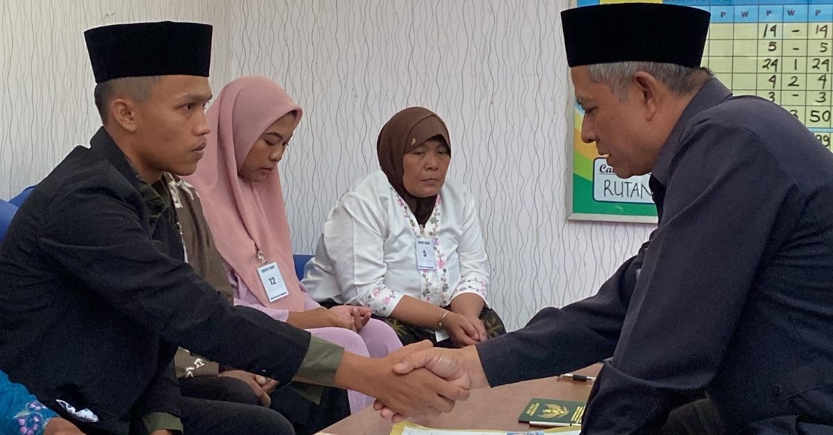 Momen Haru Narapidana Langsungkan Pernikahan di Rutan Kelas IIB Trenggalek