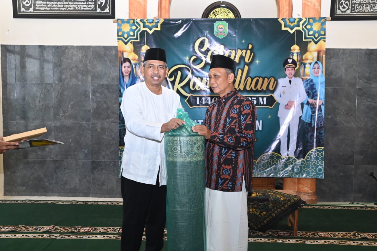 Safari Ramadhan Diisi Pelayanan Masyarakat