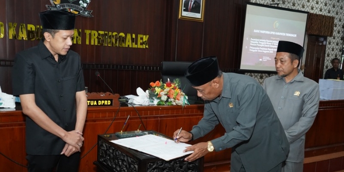 DPRD Trenggalek Sahkan Perubahan Struktur OPD