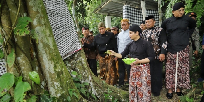 Antara Ritual dan Wisata Budaya