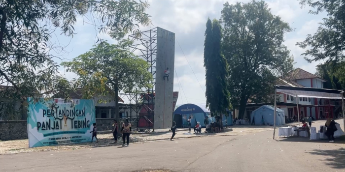 Kontroversi Denda Rp300 Ribu di Lomba Panjat Tebing Pelajar Trenggalek