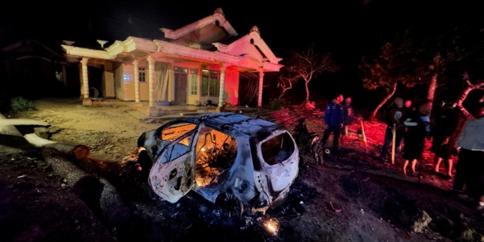 Kronologi Lengkap ODGJ Bakar Mobil Kades di Trenggalek