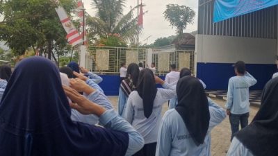 SPPG Trenggalek Karangsoko Gelar Upacara HUT RI ke-80