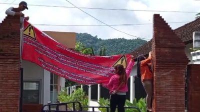 Anggota Segel Aset KSPPS Madani Trenggalek, Pengurus Diduga Kabur