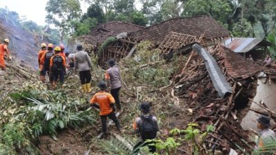 Badan Geologi Sarankan Relokasi Pasca Longsor Depok