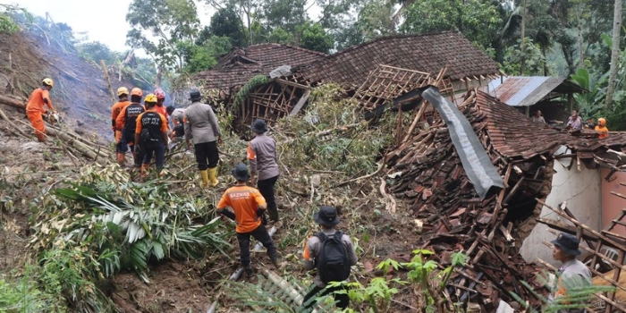Badan Geologi Sarankan Relokasi Pasca Longsor Depok
