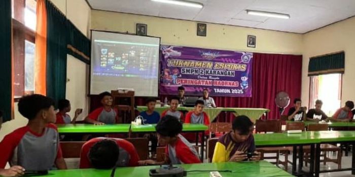 SMPN 2 Karangan Bina Atlet Esport Lewat Turnamen Mobile Legends