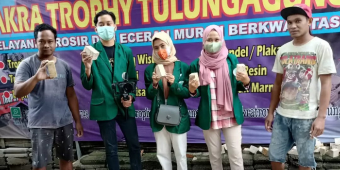 Produksi Marmer Tulungagung di Persimpangan Jalan