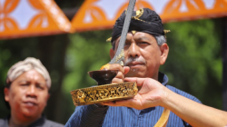 Kirab Pusaka Peringatan Pengakuan Keris oleh UNESCO di Trenggalek