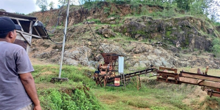 Warga Ngentrong Tegas Tolak Tambang Galian C